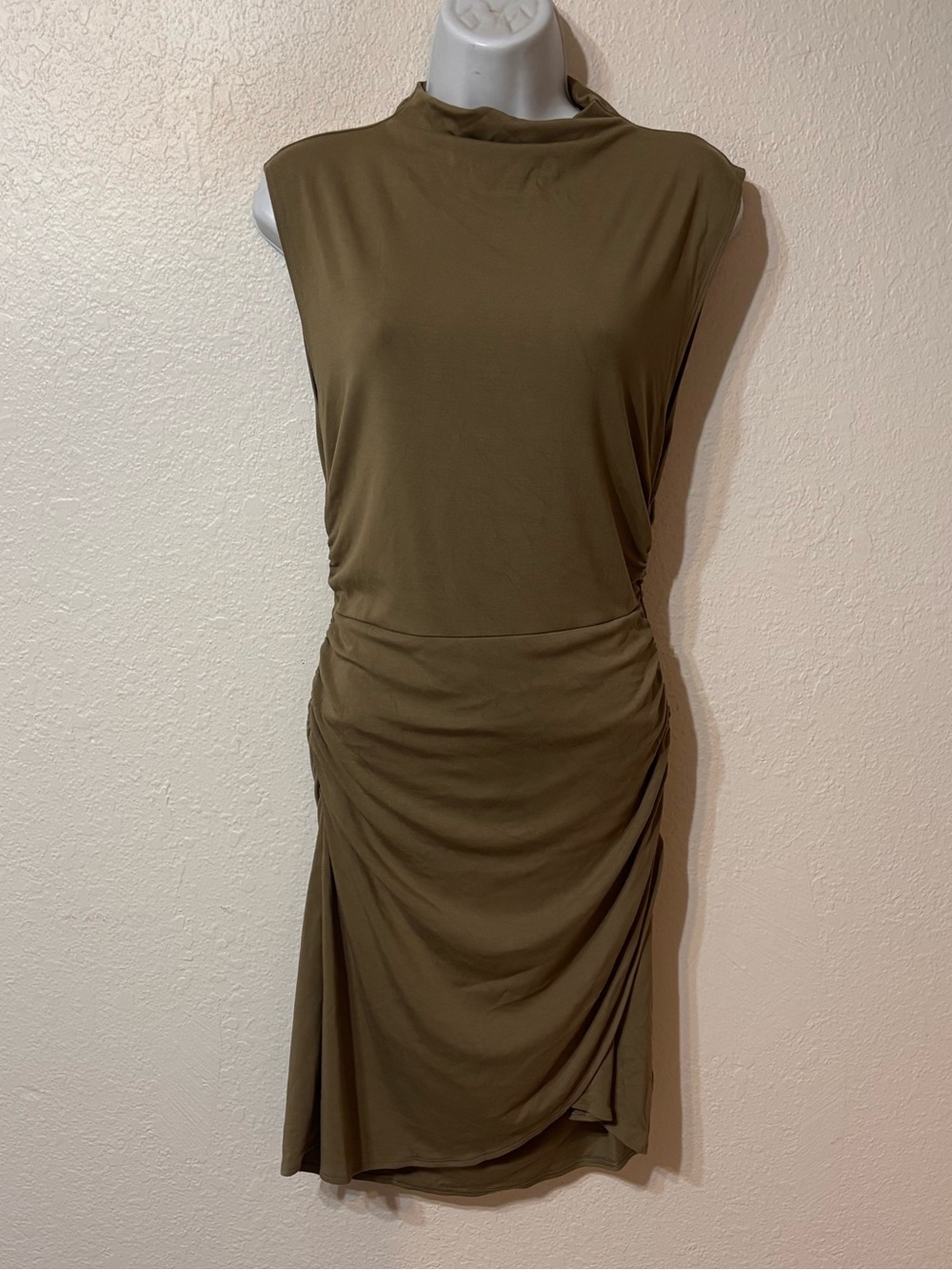 Aritzia Wilfred Smooth Matter Boulevard Dress Medium